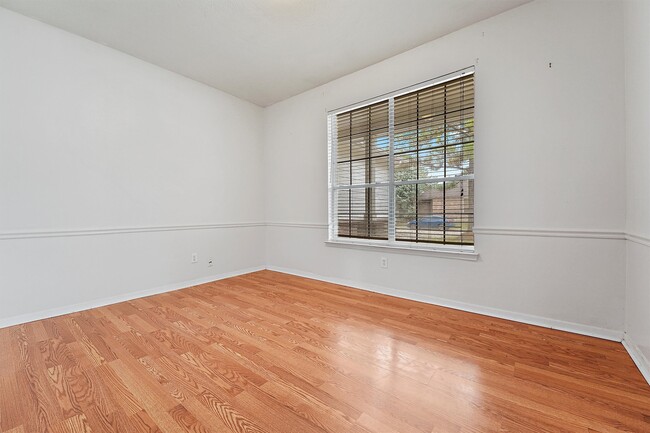 Building Photo - 24203 Pinecreek Point