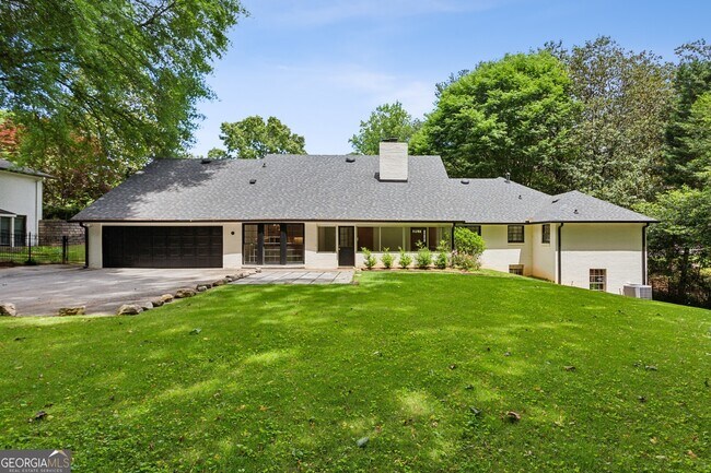 Building Photo - 4708 Tall Pines Dr NW