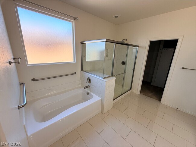 Building Photo - 364 Moon Aura Ave