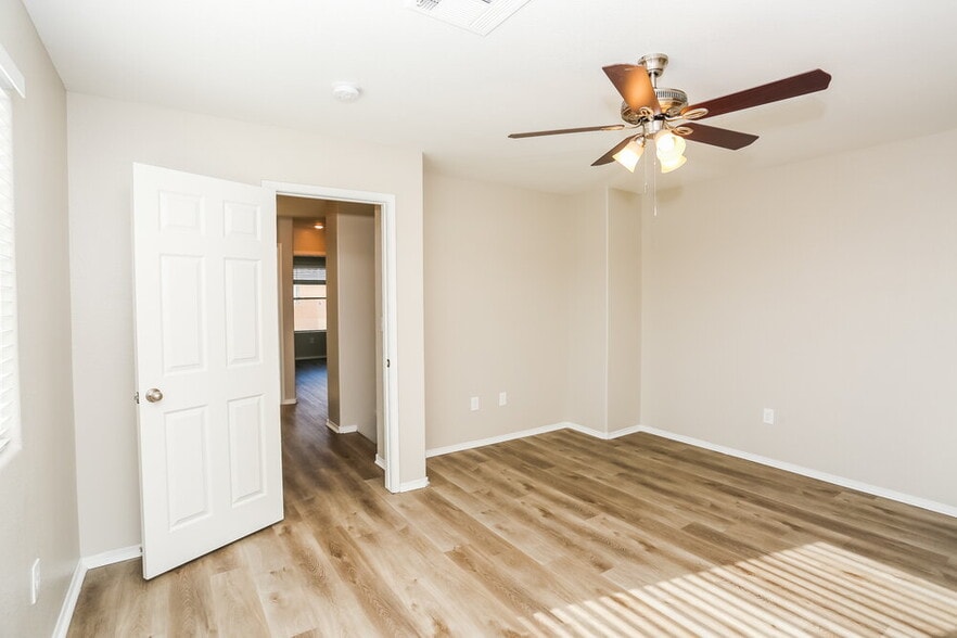 Building Photo - 8149 Finch Feather St