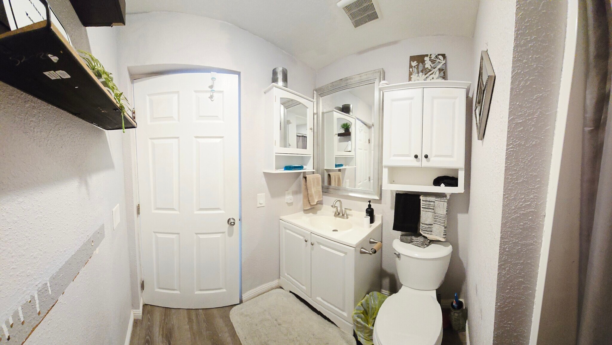 Building Photo - 9310 Dempster Dr