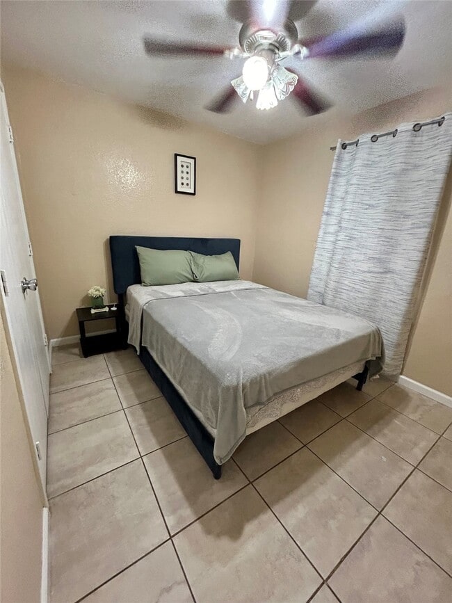 Building Photo - 13207 Gatton Park Dr