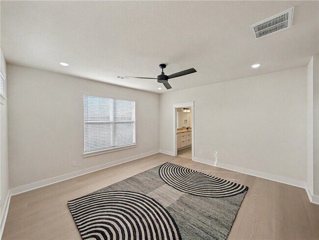 Building Photo - 30 Cromer Dr