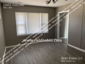 Building Photo - 10605 Oakland-