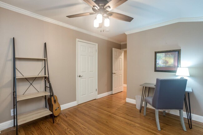 Building Photo - Entertainer's Dream in Willow Glen! 4 Bedroom 3 Bath Fully Upgraded Home with Stunning Backyard