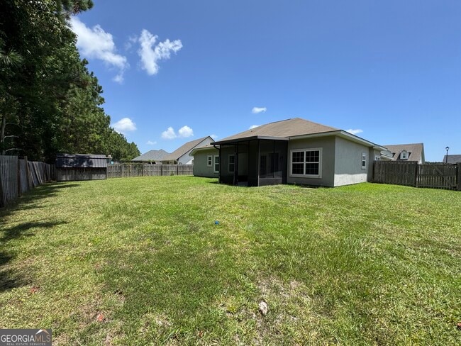 Building Photo - 607 Victorias Cir