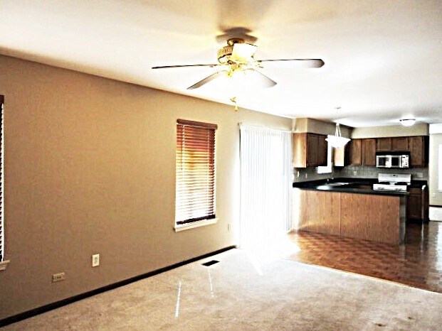 Building Photo - 21827 W Judith Ct