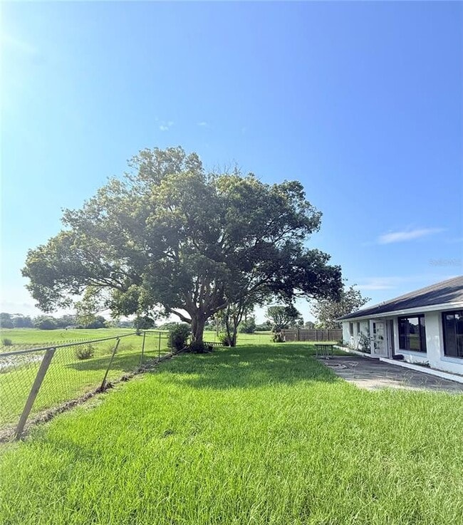 Building Photo - 140 Fairway Ten Dr
