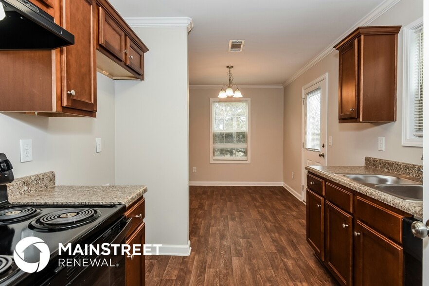 Building Photo - 56 Gilliam's Xing SW