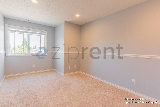 Building Photo - 16124 Baccarat Way