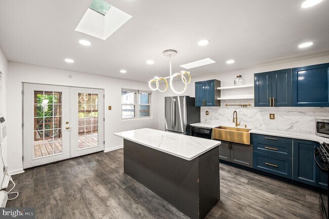 Building Photo - 3126 N 35th St