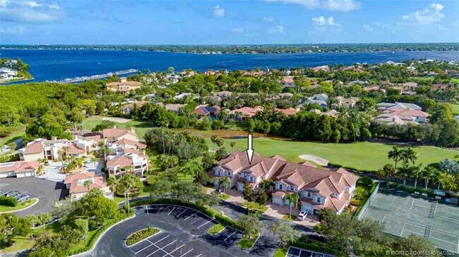 Building Photo - 2371 SW Carriage Hill Terrace