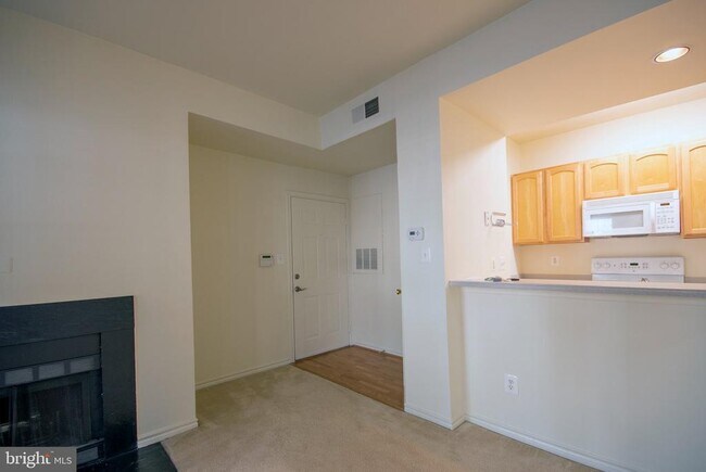 Building Photo - 12153 Penderview Ln