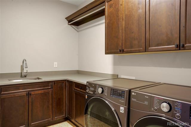 Building Photo - 15252 W Warren Dr