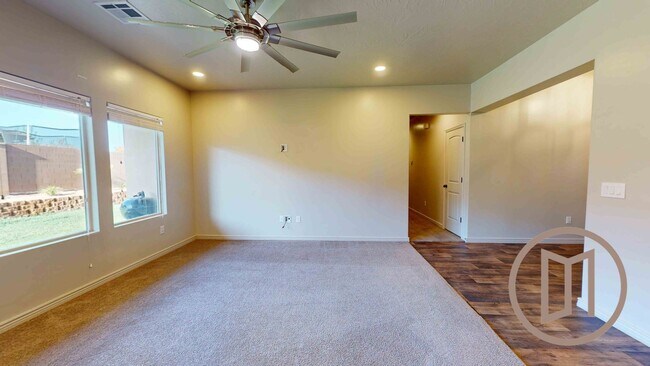 Building Photo - Beautiful home in Little Valley