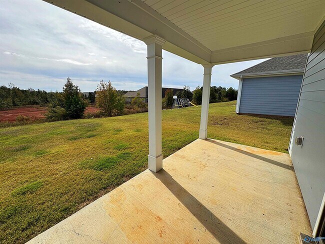 Building Photo - 25345 Evanford Dr