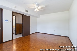 Building Photo - 2676 Woodcrest Dr