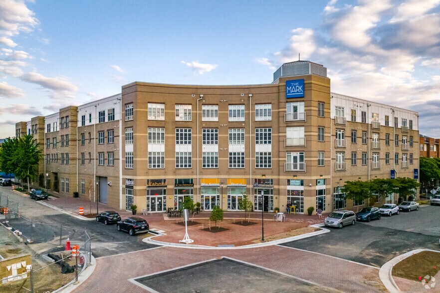 Primary Photo - The Mark at Dulles Station Apartments