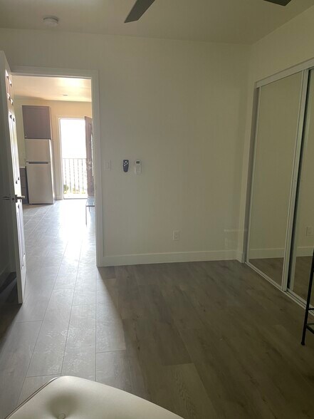 Building Photo - 5904 Sunny Vista Ave