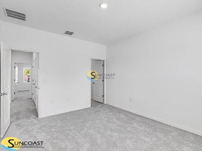 Building Photo - 7215 Sabal Ter