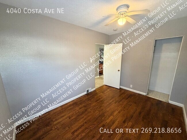 Building Photo - 4040 Costa Ave NE