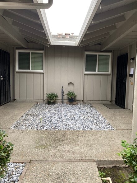 Building Photo - 6329 Morgan Pl