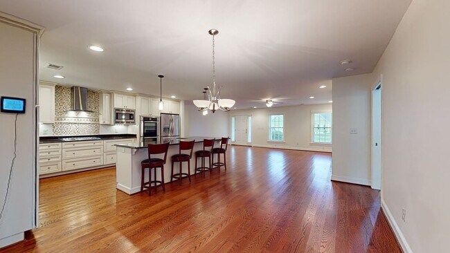 Building Photo - 202 Tidewater Dr