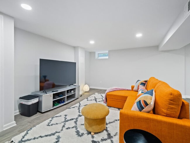 Building Photo - 8040 Strongsville Blvd