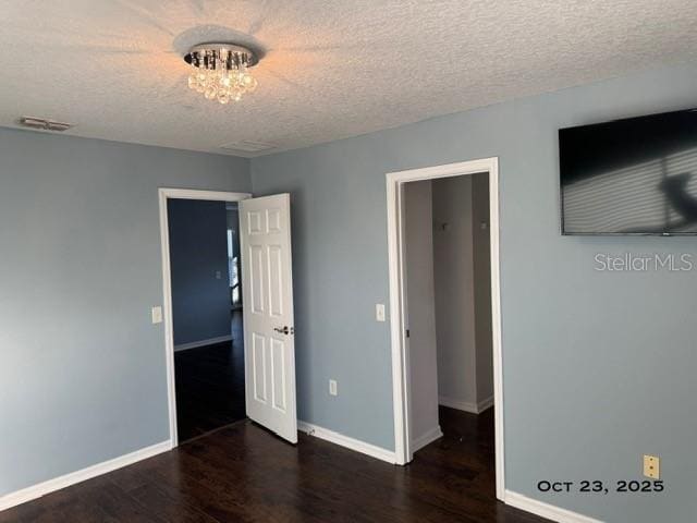 Building Photo - 413 Country Cottage Ln