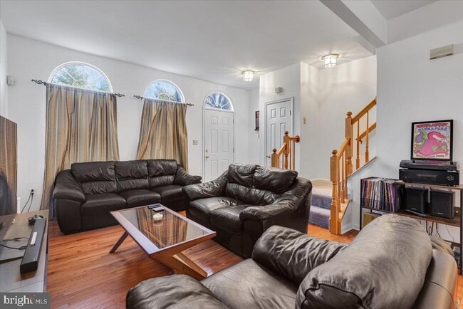 Building Photo - 15516 Three Otters Pl