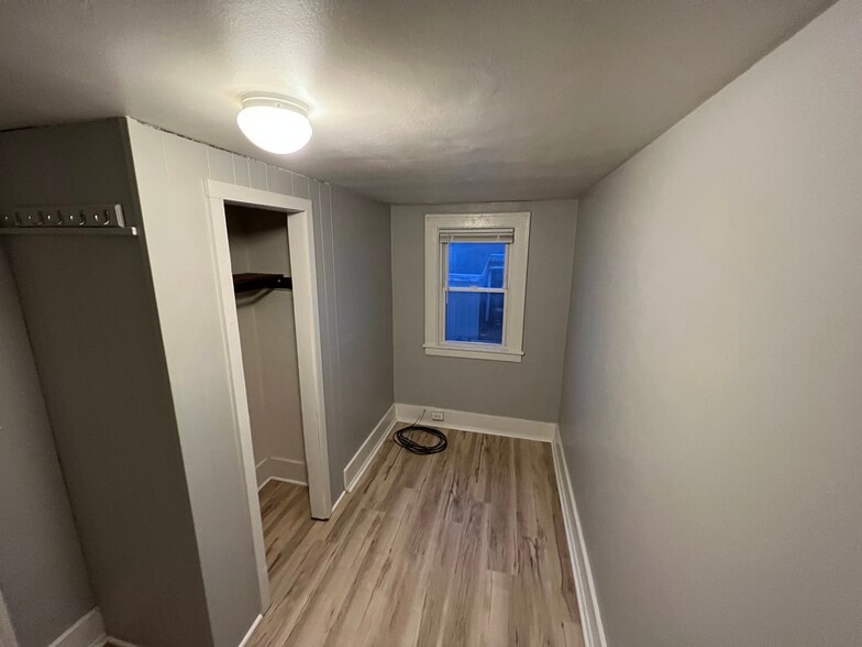 Building Photo - 7 Mill St