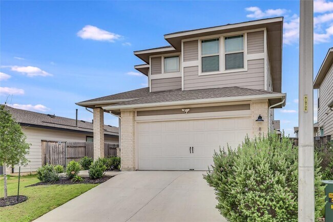 Building Photo - 8608 McKamy Dr