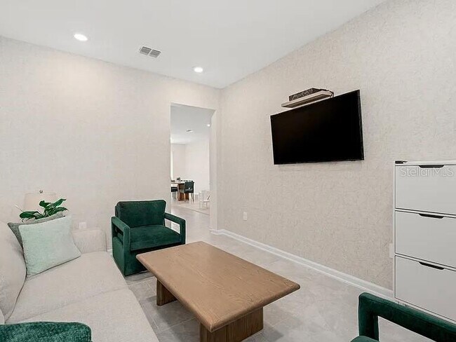 Building Photo - 7456 Stone Crk Trl