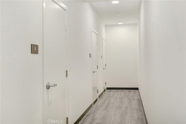 Building Photo - 4127 E Cir Paseo