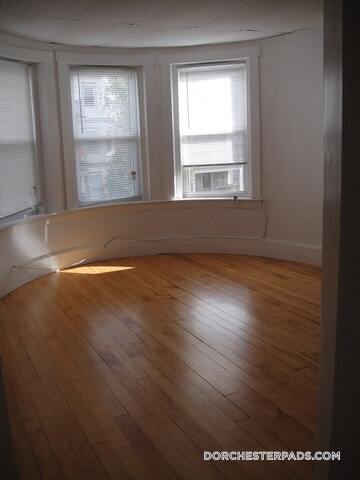 Building Photo - 270 Bowdoin St