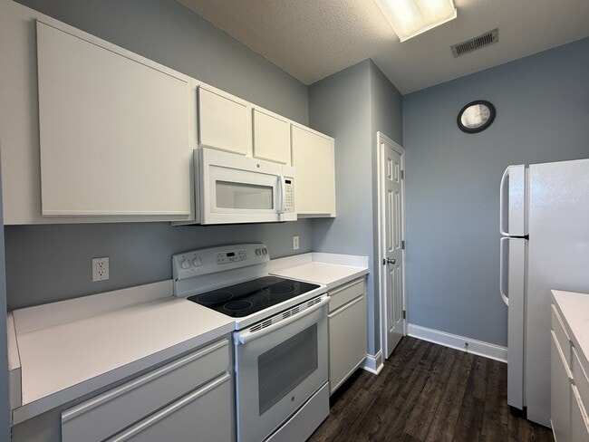 Building Photo - 4930 Crab Pond Ct