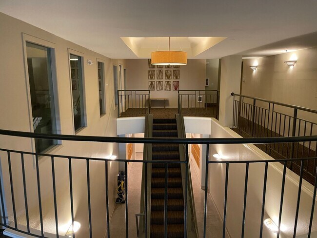 Building Photo - 1Bd/1Ba Seattle Condo