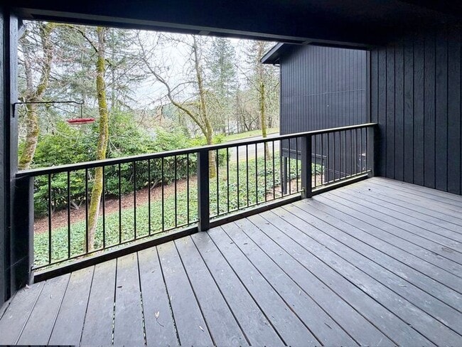 Building Photo - 2685 Woodstone Pl