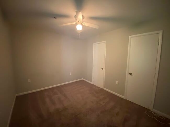 Building Photo - 1341-001 Crab Orchard Drive Unit 001