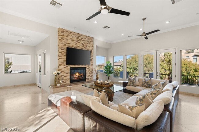 Building Photo - 1635 Liege Dr