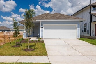 Building Photo - 334 Jade St