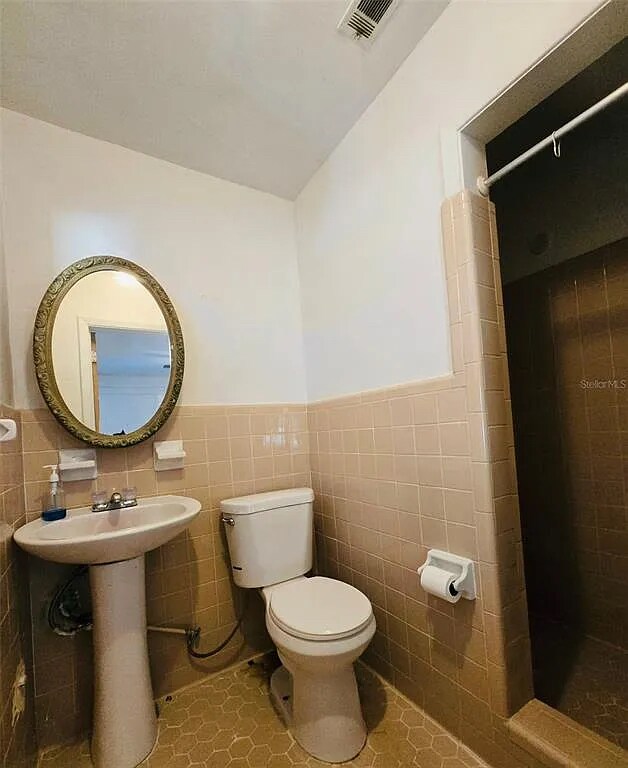 Building Photo - 8010 SE US Hwy 301