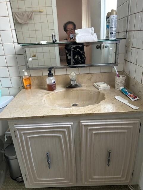 Building Photo - 2801 Somerset Dr