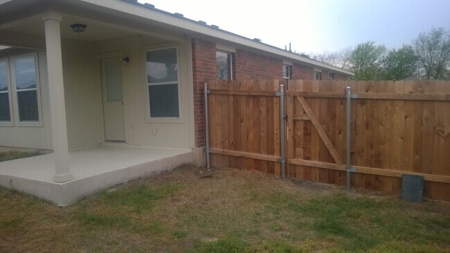 Back Patio and Fence - 130 Easy St
