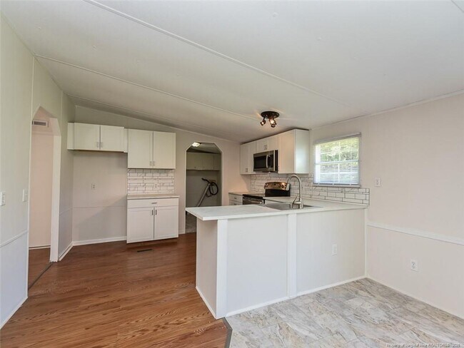Building Photo - 6124 Heath Hawkins Ct
