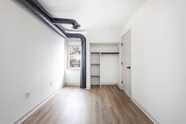 Building Photo - 2335 N 30th St