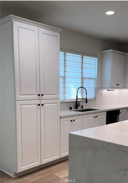 Building Photo - 142 Lantana Dr