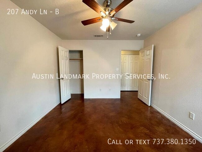Building Photo - 207 Andy Ln
