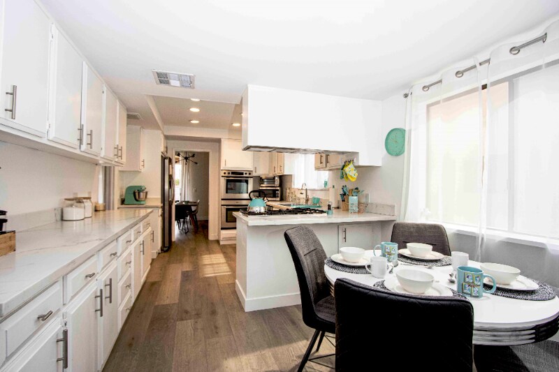 Building Photo - 37640 Los Cocos Dr E