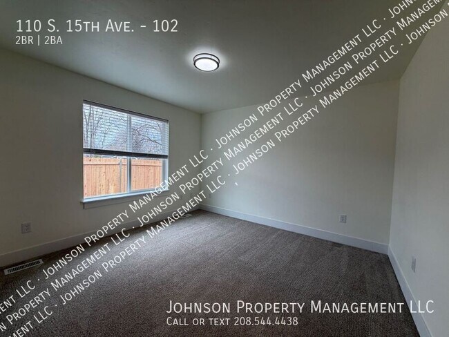 Building Photo - 110 S 15th Ave